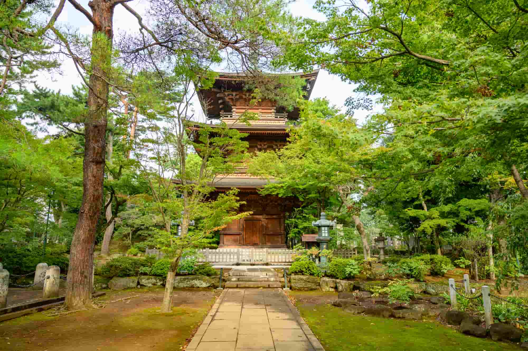 豪徳寺の三重塔